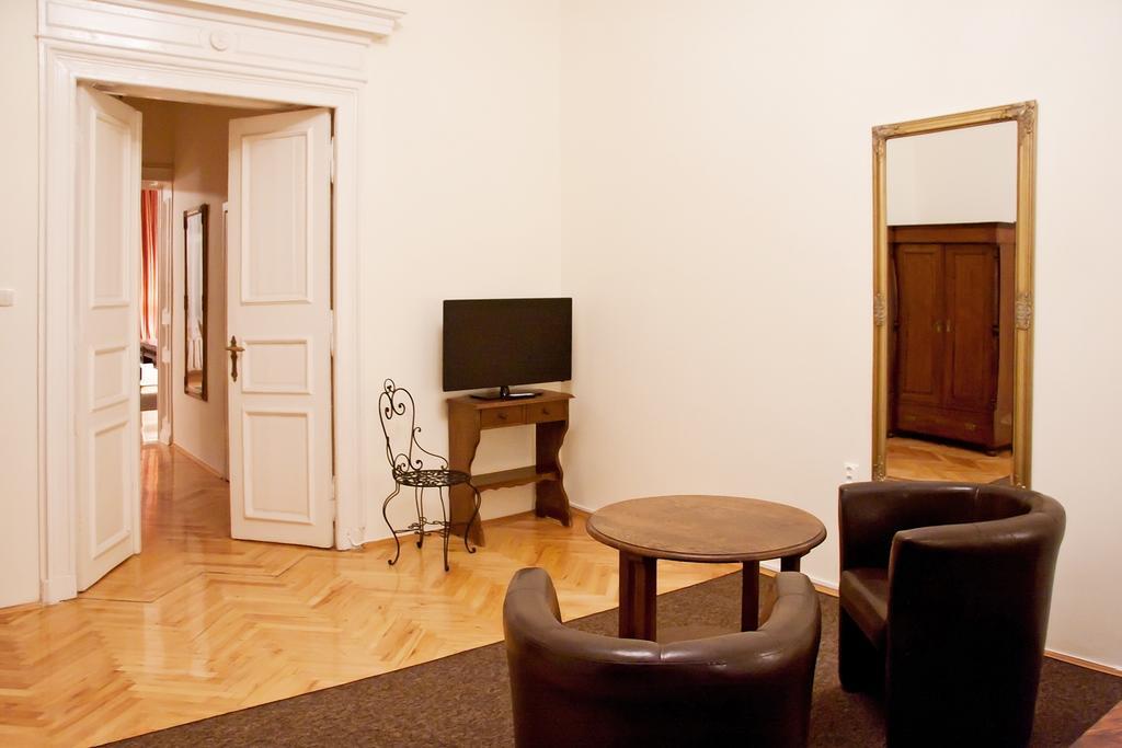 Apartament Broadway Stary Toruń Exteriör bild